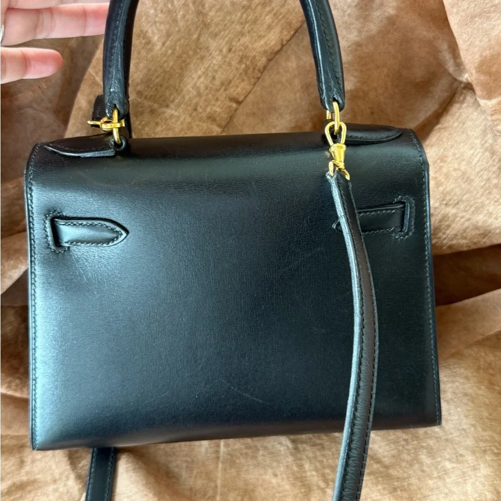 HERMÈS Black Vintage Mini Kelly Box Calfskin GHW - Picture 10 of 15
